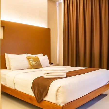 Os Hotel Airport Batam Exterior foto